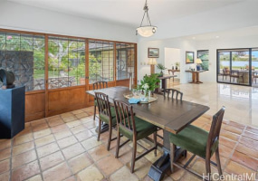 5949 C Kalanianaole Highway,Honolulu,Hawaii,96821,3 ベッドルーム ベッドルーム,3 バスルームバスルーム,一戸建て,Kalanianaole,17985050