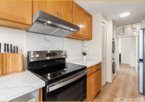 2724 Kahoaloha Lane,Honolulu,Hawaii,96826,2 Bedrooms Bedrooms,2 BathroomsBathrooms,Condo/Townhouse,Kahoaloha,10,17985369