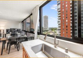 2724 Kahoaloha Lane,Honolulu,Hawaii,96826,2 Bedrooms Bedrooms,2 BathroomsBathrooms,Condo/Townhouse,Kahoaloha,10,17985369