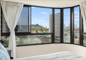 2724 Kahoaloha Lane,Honolulu,Hawaii,96826,2 Bedrooms Bedrooms,2 BathroomsBathrooms,Condo/Townhouse,Kahoaloha,10,17985369