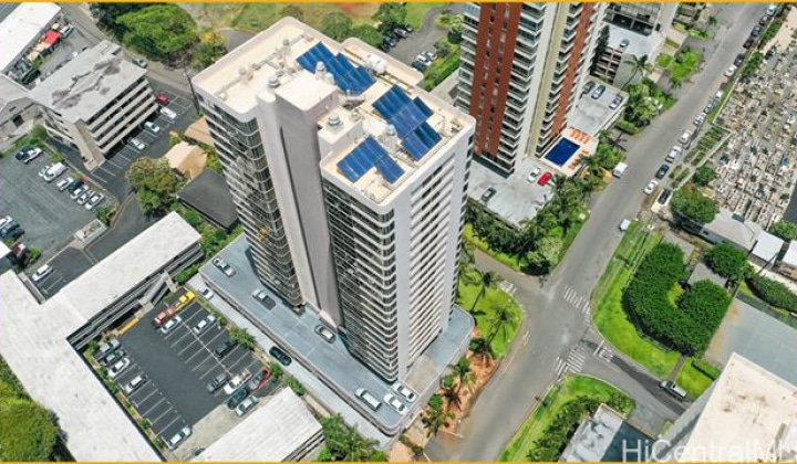 2724 Kahoaloha Lane,Honolulu,Hawaii,96826,2 Bedrooms Bedrooms,2 BathroomsBathrooms,Condo/Townhouse,Kahoaloha,10,17985369