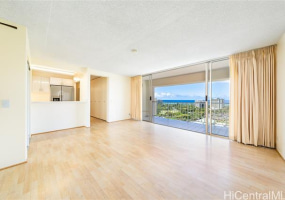 430 KEONIANA Streets,Honolulu,Hawaii,96815,2 Bedrooms Bedrooms,1 BathroomBathrooms,Condo/Townhouse,KEONIANA,13,17987619