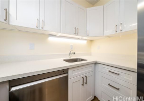 430 KEONIANA Streets,Honolulu,Hawaii,96815,2 Bedrooms Bedrooms,1 BathroomBathrooms,Condo/Townhouse,KEONIANA,13,17987619