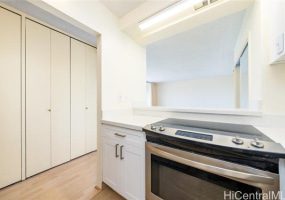 430 KEONIANA Streets,Honolulu,Hawaii,96815,2 Bedrooms Bedrooms,1 BathroomBathrooms,Condo/Townhouse,KEONIANA,13,17987619