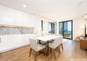 987 Queen Street,Honolulu,Hawaii,96814,2 Bedrooms Bedrooms,2 BathroomsBathrooms,Condo/Townhouse,Queen,12,17988663