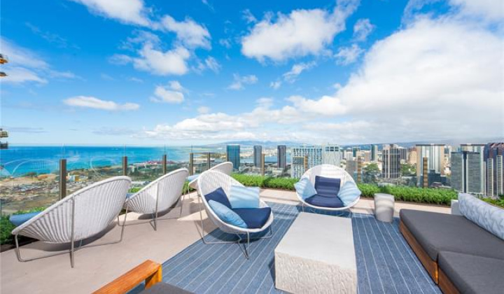 987 Queen Street,Honolulu,Hawaii,96814,2 Bedrooms Bedrooms,2 BathroomsBathrooms,Condo/Townhouse,Queen,12,17988663