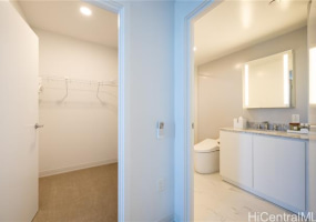 987 Queen Street,Honolulu,Hawaii,96814,2 Bedrooms Bedrooms,2 BathroomsBathrooms,Condo/Townhouse,Queen,12,17988663