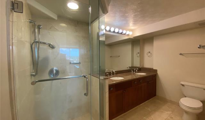 343 Hobron Lane,Honolulu,Hawaii,96815,2 ベッドルーム ベッドルーム,2 バスルームバスルーム,コンド / タウンハウス,Hobron,33,17988958