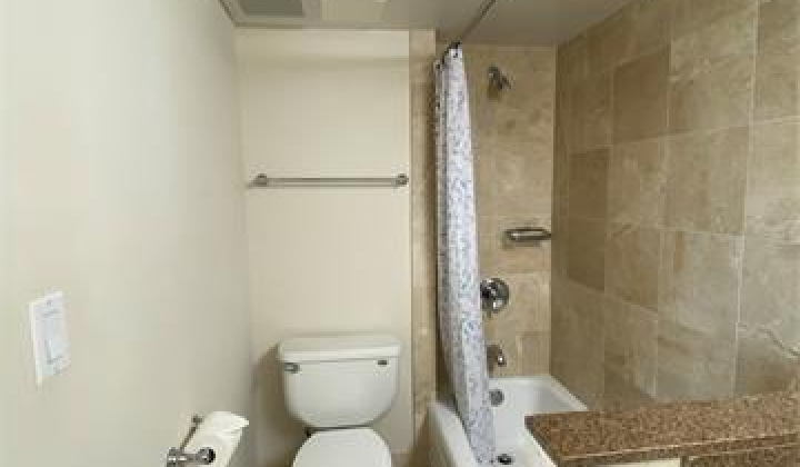 343 Hobron Lane,Honolulu,Hawaii,96815,2 ベッドルーム ベッドルーム,2 バスルームバスルーム,コンド / タウンハウス,Hobron,33,17988958