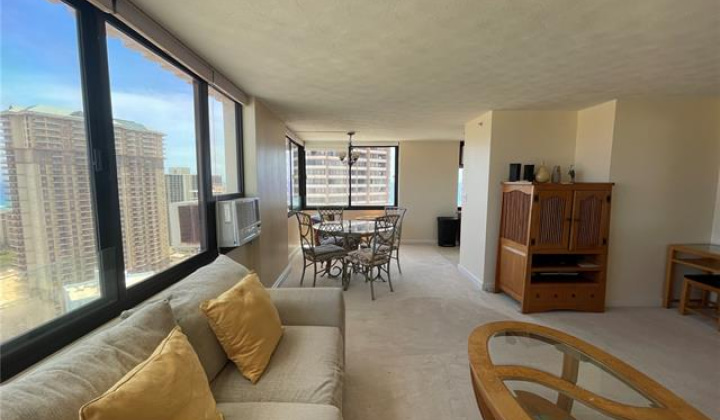 343 Hobron Lane,Honolulu,Hawaii,96815,2 ベッドルーム ベッドルーム,2 バスルームバスルーム,コンド / タウンハウス,Hobron,33,17988958