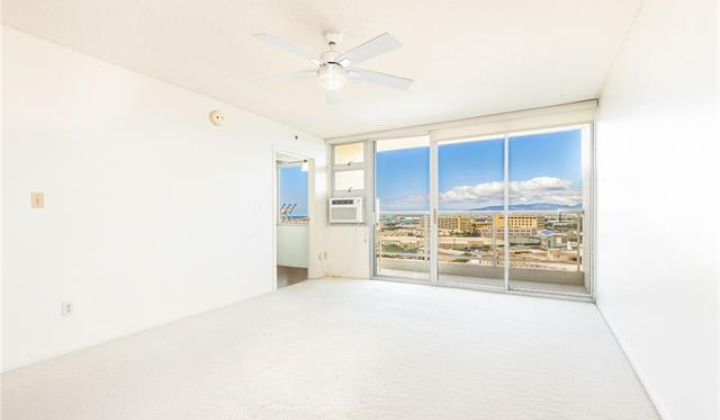 215 King Street,Honolulu,Hawaii,96817,2 Bedrooms Bedrooms,2 BathroomsBathrooms,Condo/Townhouse,King,15,19145608