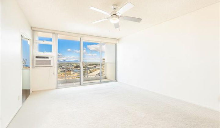 215 King Street,Honolulu,Hawaii,96817,2 Bedrooms Bedrooms,2 BathroomsBathrooms,Condo/Townhouse,King,15,19145608