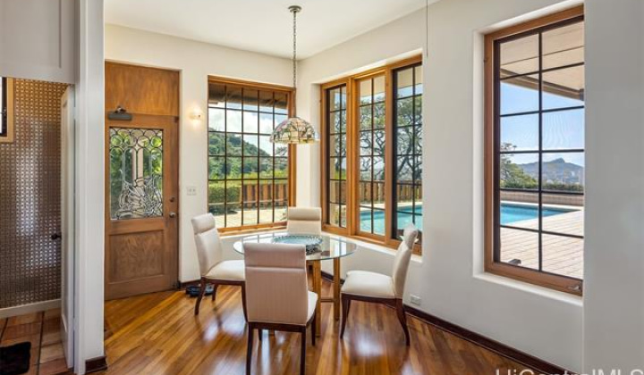 2475 Makiki Hts Drive,Honolulu,Hawaii,96822,5 ベッドルーム ベッドルーム,5 バスルームバスルーム,一戸建て,Makiki Hts,19184701