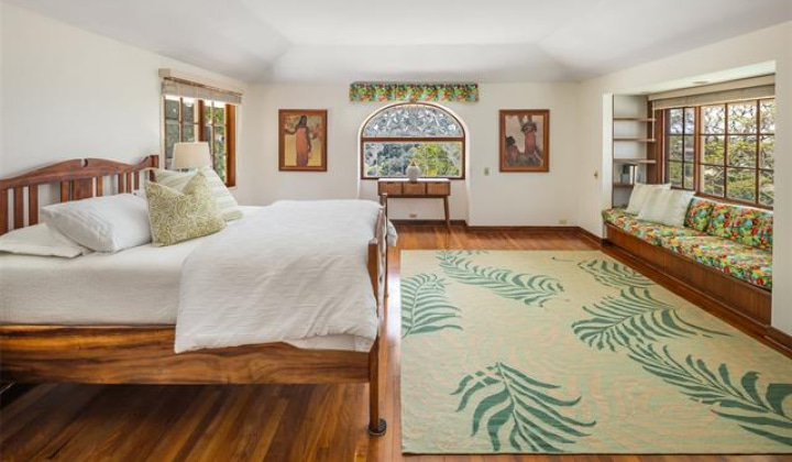 2475 Makiki Hts Drive,Honolulu,Hawaii,96822,5 ベッドルーム ベッドルーム,5 バスルームバスルーム,一戸建て,Makiki Hts,19184701