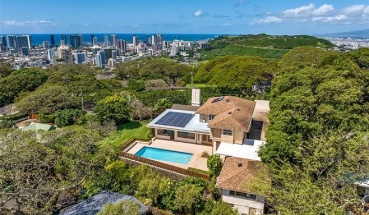 2475 Makiki Hts Drive,Honolulu,Hawaii,96822,5 ベッドルーム ベッドルーム,5 バスルームバスルーム,一戸建て,Makiki Hts,19184701
