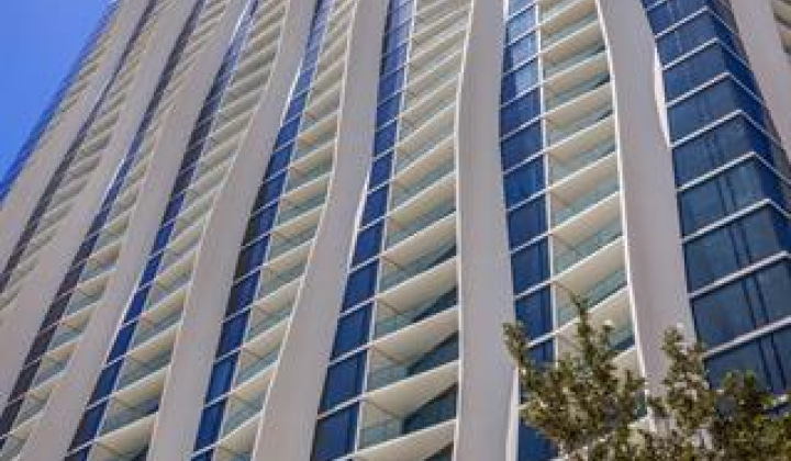 1000 Auahi Street,Honolulu,Hawaii,96814,1 Bedroom Bedrooms,1 BathroomBathrooms,Condo/Townhouse,Auahi,1,17992179