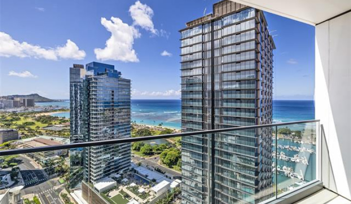 1000 Auahi Street,Honolulu,Hawaii,96814,1 Bedroom Bedrooms,1 BathroomBathrooms,Condo/Townhouse,Auahi,1,17992179