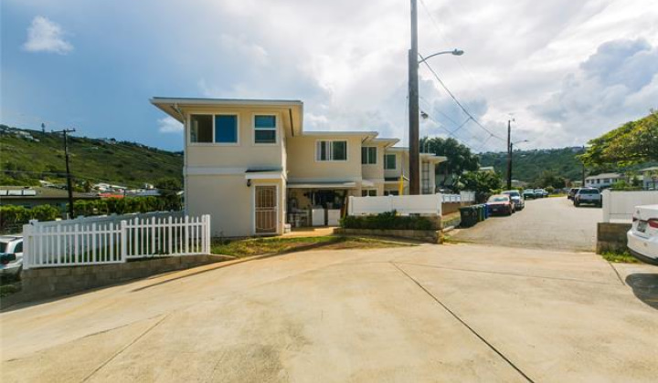1411 Palolo Avenue,Honolulu,Hawaii,96816,12 ベッドルーム ベッドルーム,8 バスルームバスルーム,一戸建て,Palolo,17993021