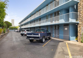 2045 KALAKAUA Avenue,Honolulu,Hawaii,96815,1 Bedroom Bedrooms,1 BathroomBathrooms,Condo/Townhouse,KALAKAUA,12,17602992