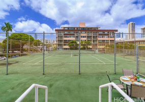 1114 Punahou Street,Honolulu,Hawaii,96826,3 Bedrooms Bedrooms,2 BathroomsBathrooms,Condo/Townhouse,Punahou,2,17993533