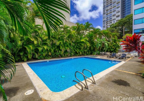 1114 Punahou Street,Honolulu,Hawaii,96826,3 Bedrooms Bedrooms,2 BathroomsBathrooms,Condo/Townhouse,Punahou,2,17993533