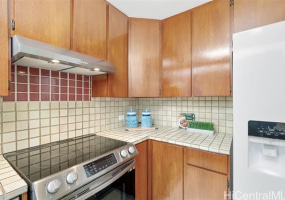 1114 Punahou Street,Honolulu,Hawaii,96826,3 Bedrooms Bedrooms,2 BathroomsBathrooms,Condo/Townhouse,Punahou,2,17993533