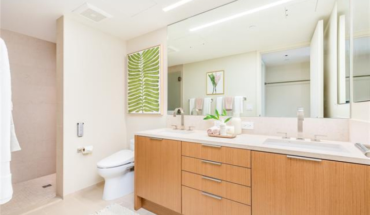 1388 Ala Moana Boulevard,Honolulu,Hawaii,96814,1 Bedroom Bedrooms,1 BathroomBathrooms,Condo/Townhouse,Ala Moana,4,17994502