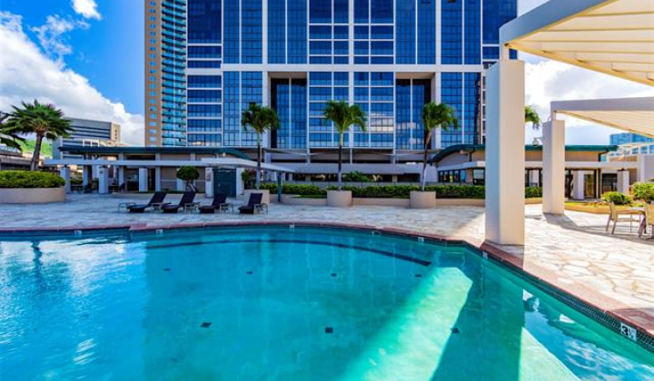 600 Queen Street,Honolulu,Hawaii,96813,2 ベッドルーム ベッドルーム,2 バスルームバスルーム,コンド / タウンハウス,Queen,43,18447183