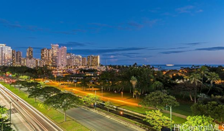 1388 Ala Moana Boulevard,Honolulu,Hawaii,96814,2 ベッドルーム ベッドルーム,2 バスルームバスルーム,コンド / タウンハウス,Ala Moana,6,17995043