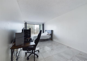 700 Richards Street,Honolulu,Hawaii,96813,1 Bedroom Bedrooms,1 BathroomBathrooms,Condo/Townhouse,Richards,22,18447280