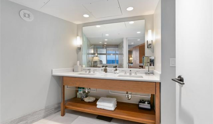 2139 Kuhio Avenue,Honolulu,Hawaii,96815,1 BathroomBathrooms,Condo/Townhouse,Kuhio,21,17996816