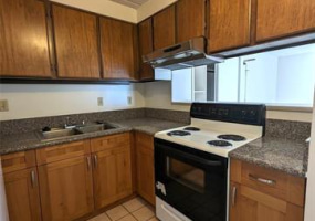 430 Keoniana Street,Honolulu,Hawaii,96815,2 Bedrooms Bedrooms,1 BathroomBathrooms,Condo/Townhouse,Keoniana,6,17997028
