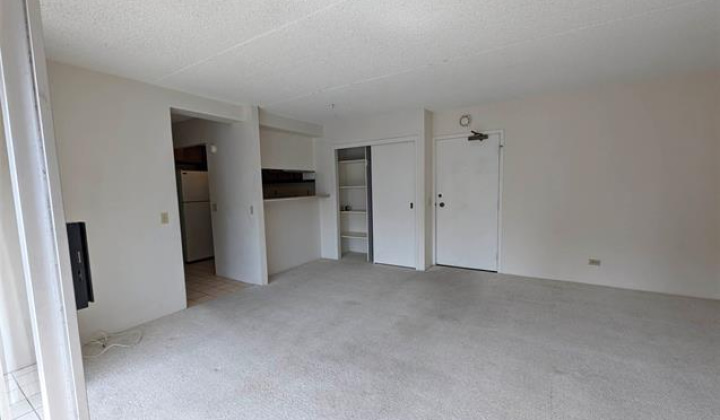 430 Keoniana Street,Honolulu,Hawaii,96815,2 Bedrooms Bedrooms,1 BathroomBathrooms,Condo/Townhouse,Keoniana,6,17997028