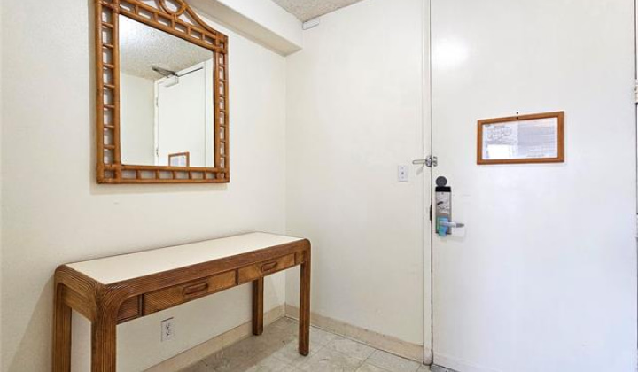 201 Ohua Avenue,Honolulu,Hawaii,96815,1 ベッドルーム ベッドルーム,1 バスルームバスルーム,コンド / タウンハウス,Ohua,33,18453690