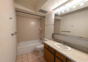 430 Keoniana Street,Honolulu,Hawaii,96815,2 Bedrooms Bedrooms,1 BathroomBathrooms,Condo/Townhouse,Keoniana,6,17997028