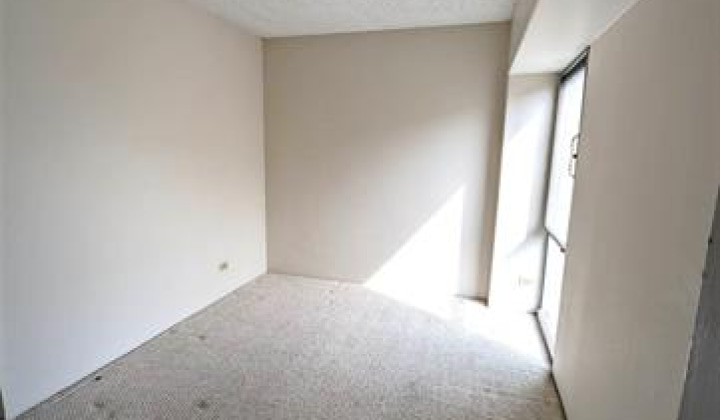 430 Keoniana Street,Honolulu,Hawaii,96815,2 Bedrooms Bedrooms,1 BathroomBathrooms,Condo/Townhouse,Keoniana,6,17997028