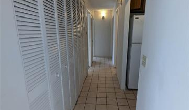 430 Keoniana Street,Honolulu,Hawaii,96815,2 Bedrooms Bedrooms,1 BathroomBathrooms,Condo/Townhouse,Keoniana,6,17997028