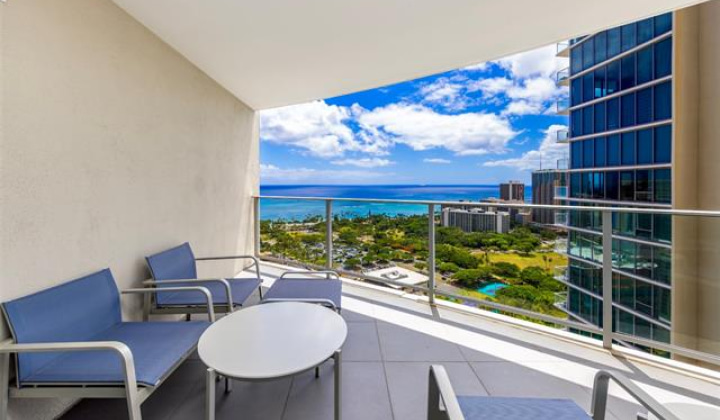 2139 Kuhio Avenue,Honolulu,Hawaii,96815,2 Bedrooms Bedrooms,2 BathroomsBathrooms,Condo/Townhouse,Kuhio,32,17997684