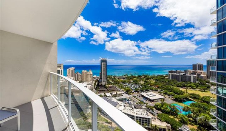2139 Kuhio Avenue,Honolulu,Hawaii,96815,2 Bedrooms Bedrooms,2 BathroomsBathrooms,Condo/Townhouse,Kuhio,32,17997684