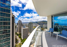 2139 Kuhio Avenue,Honolulu,Hawaii,96815,2 Bedrooms Bedrooms,2 BathroomsBathrooms,Condo/Townhouse,Kuhio,32,17997684
