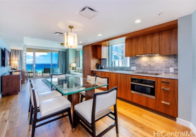 2139 Kuhio Avenue,Honolulu,Hawaii,96815,2 Bedrooms Bedrooms,2 BathroomsBathrooms,Condo/Townhouse,Kuhio,32,17997684