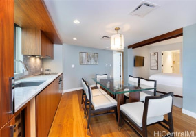 2139 Kuhio Avenue,Honolulu,Hawaii,96815,2 Bedrooms Bedrooms,2 BathroomsBathrooms,Condo/Townhouse,Kuhio,32,17997684