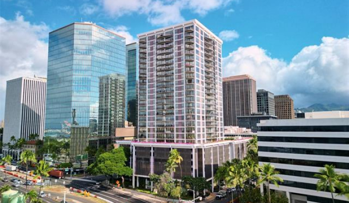 700 Richards Street,Honolulu,Hawaii,96813,1 ベッドルーム ベッドルーム,1 バスルームバスルーム,コンド / タウンハウス,Richards,17,19172155