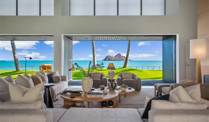 1240 Mokulua Drive,Kailua,Hawaii,96734,9 Bedrooms Bedrooms,9 BathroomsBathrooms,Single family,Mokulua,19192479