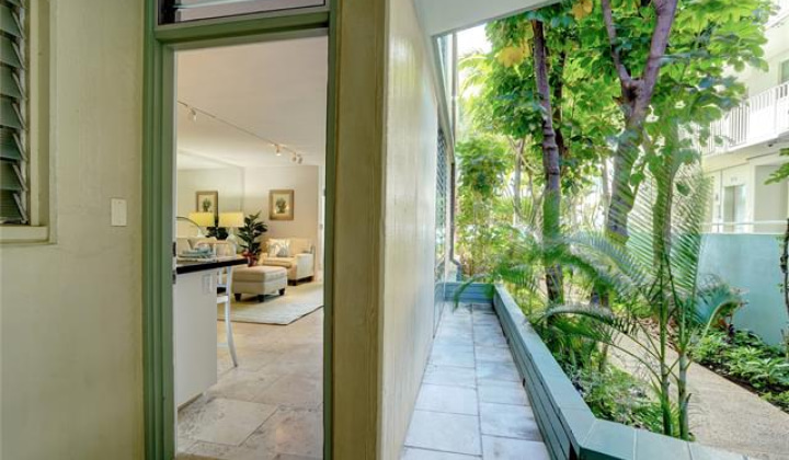 2943 Kalakaua Avenue,Honolulu,Hawaii,96815,1 バスルームバスルーム,コンド / タウンハウス,Kalakaua,1,18469118