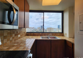 1114 Punahou Street,Honolulu,Hawaii,96826,3 ベッドルーム ベッドルーム,2 バスルームバスルーム,コンド / タウンハウス,Punahou,15,17998728