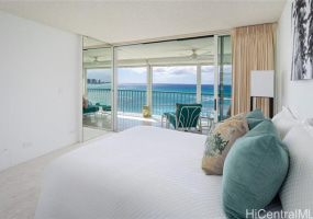 2877 Kalakaua Avenue,Honolulu,Hawaii,96815,2 ベッドルーム ベッドルーム,2 バスルームバスルーム,コンド / タウンハウス,Kalakaua,8,17999545
