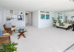 2877 Kalakaua Avenue,Honolulu,Hawaii,96815,2 ベッドルーム ベッドルーム,2 バスルームバスルーム,コンド / タウンハウス,Kalakaua,8,17999545