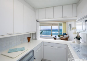 2877 Kalakaua Avenue,Honolulu,Hawaii,96815,2 ベッドルーム ベッドルーム,2 バスルームバスルーム,コンド / タウンハウス,Kalakaua,8,17999545