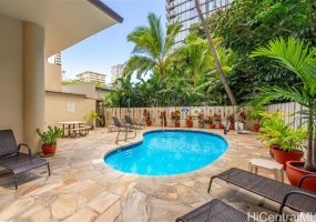 1314 Kalakaua Avenue,Honolulu,Hawaii,96826,2 Bedrooms Bedrooms,1 BathroomBathrooms,Condo/Townhouse,Kalakaua,11,17620698